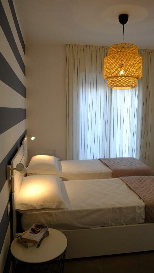 Hotel Quarantacinque Ospitalita à Cagliari Extérieur photo