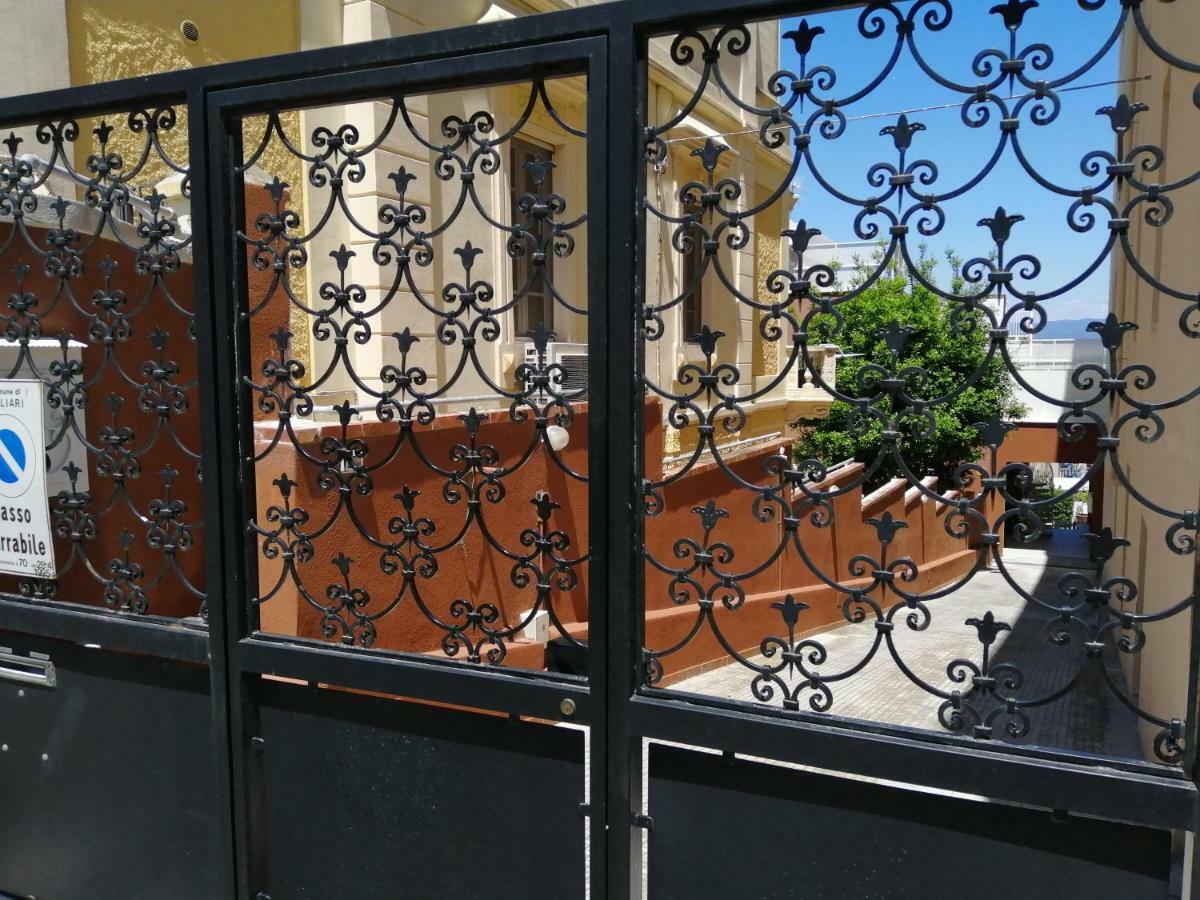 Hotel Quarantacinque Ospitalita à Cagliari Extérieur photo
